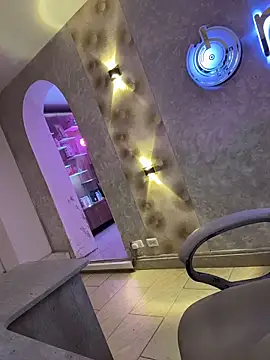 Logan smith1 online show from December 2025 04:52:01 AM