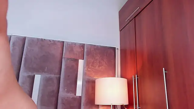 Nia Bunny online show from March 2026 01:17:01 PM