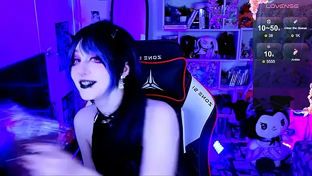 Aki  Ra online show from April 2026 11:53:02 PM