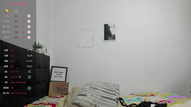 RoddyRich11 online show from April 2026 12:09:02 PM