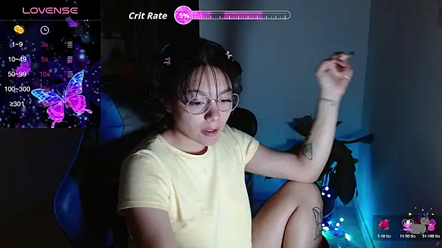 TRIXIE TANG28 online show from April 2026 11:29:02 PM