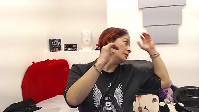 eva twiss online show from April 2026 11:53:02 AM