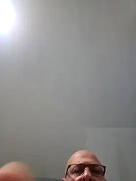 dickinyouto online show from February 2026 11:42:02 AM