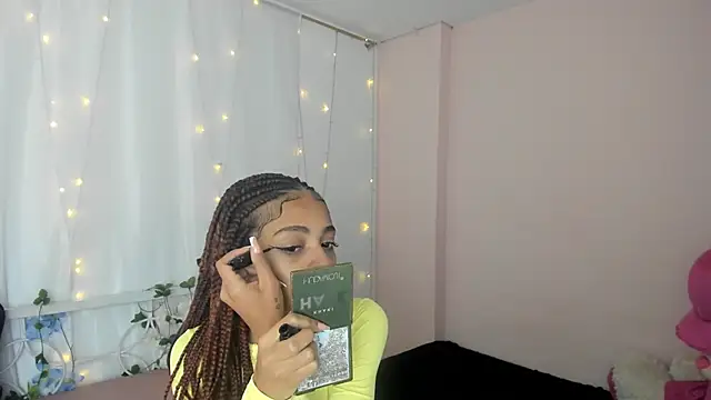 Abigail Wilson  online show from January 2025 12:38:01 AM