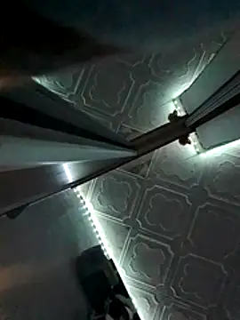 Rowena Vonnie online show from December 2025 05:38:02 AM