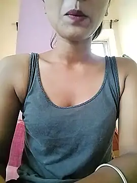 MISSQUEEN48 online show from July 2026 07:23:02 AM