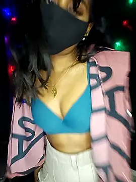 Sexy eye-19 online show from February 2025 10:59:01 AM