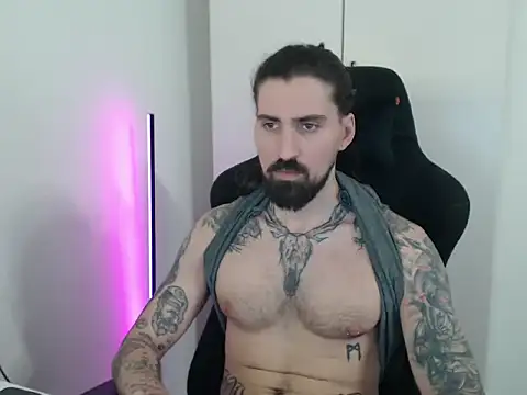 MateoHunk online show from May 2026 01:07:01 PM