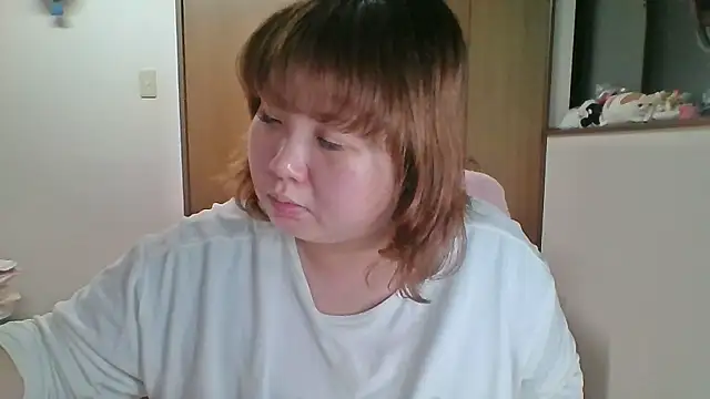 Snapshot of SAKU-RA-chan chatting on February 2026 12:30:01 PM SAKU-RA-chan online show from February 2026 12:30:01 PM