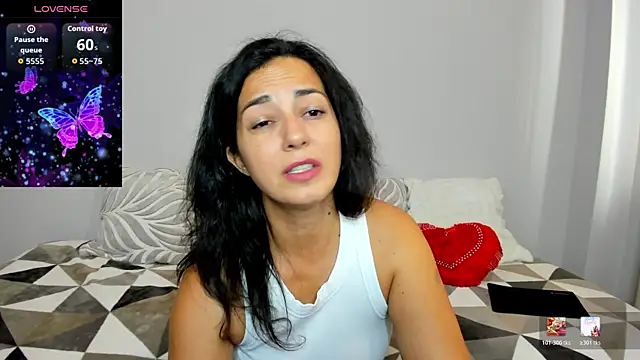 Linda Insatiable online show from July 2026 01:15:02 AM
