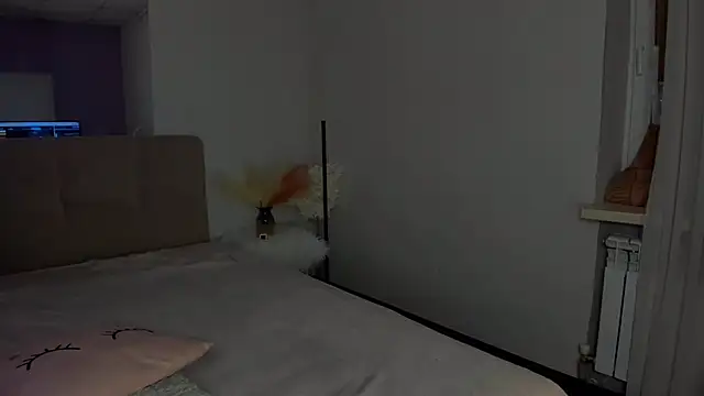 Laura Leee online show from March 2025 06:29:01 AM