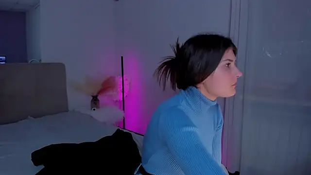 Laura Leee online show from March 2025 06:25:02 AM