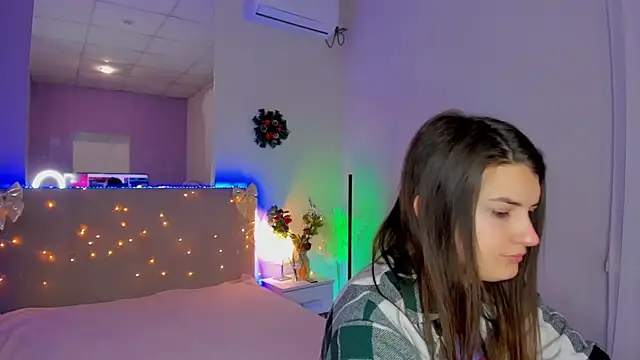 Laura Leee online show from January 2026 06:17:01 AM