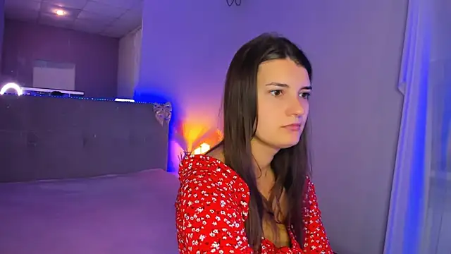Laura Leee online show from July 2026 04:50:02 AM