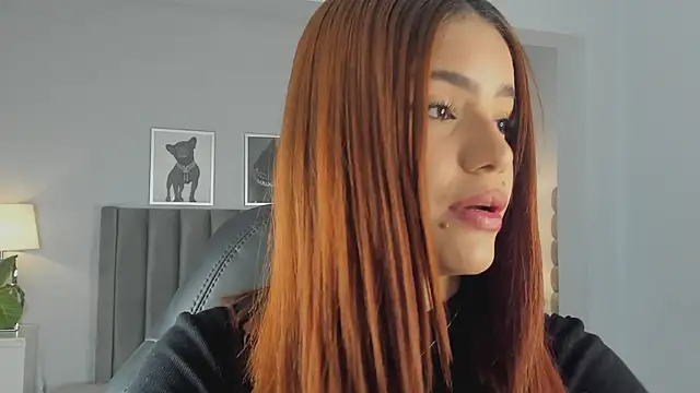 Madie  collins online show from November 2025 11:31:01 AM