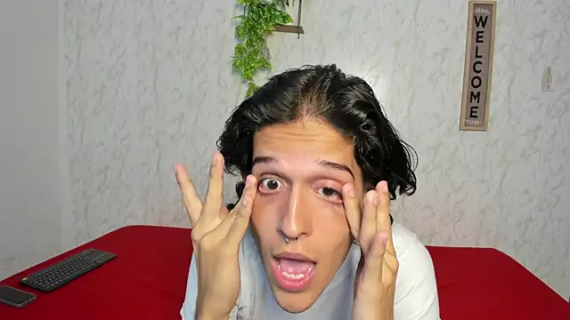 jony honey online show from January 2026 11:47:01 AM