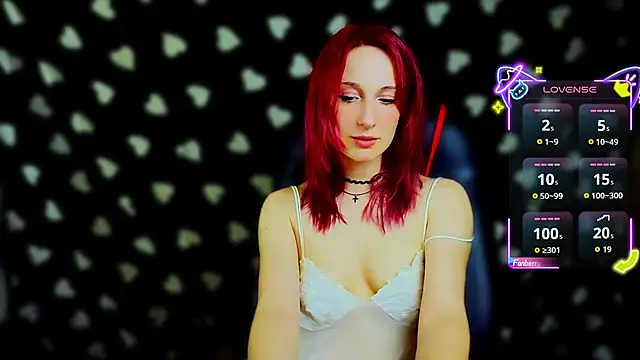 AgathaNoxe online show from May 2026 11:13:02 PM