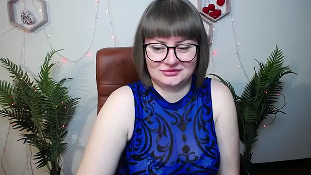 ZannaDreil online show from April 2026 06:13:02 PM