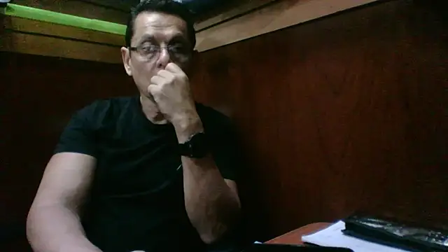 MarcusKelvin online show from November 2025 02:39:02 PM