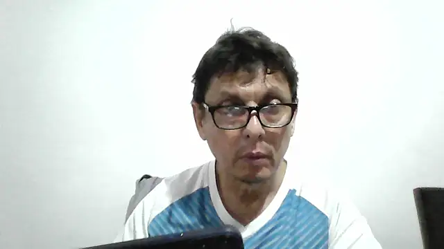 MarcusKelvin online show from April 2026 12:35:01 AM