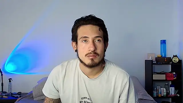 Snapshot of anika_lowen02 chatting on February 2025 03:29:01 PM anika lowen02 online show from February 2025 03:29:01 PM