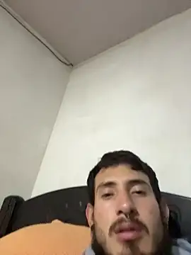 Snapshot of anika_lowen02 chatting on November 2025 12:22:01 AM anika lowen02 online show from November 2025 12:22:01 AM