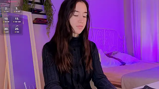 Belle Via online show from April 2026 12:50:01 PM