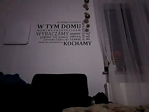 wariacik0024 online show from February 2026 11:44:01 PM