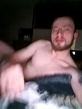 wariacik0024 online show from April 2026 03:05:01 AM