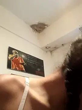 Snapshot of Zairaisak chatting on February 2025 10:22:02 PM Zairaisak online show from February 2025 10:22:02 PM