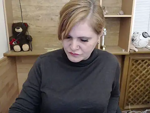 DaniellaKiss online show from April 2026 08:18:01 PM