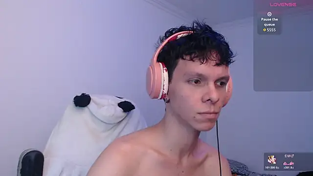 bryamado69 online show from March 2026 09:30:01 PM