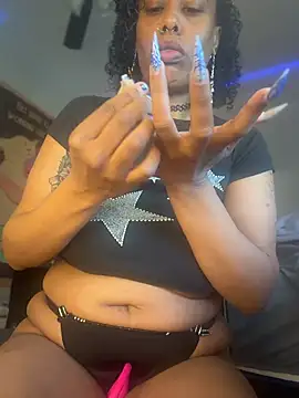 loveluna8 online show from February 2026 03:38:01 PM