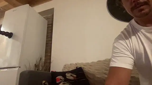 cupidonhot online show from July 2026 09:41:01 PM