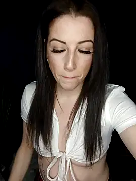 Snapshot of LuLuLover89 chatting on January 2025 10:08:02 PM LuLuLover89 online show from January 2025 10:08:02 PM