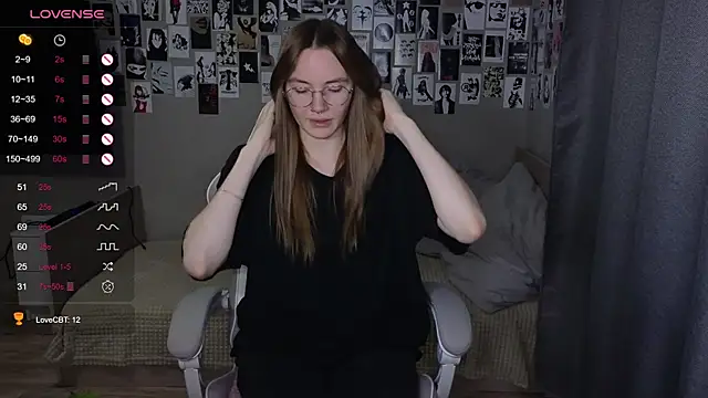 littlevildevil online show from April 2026 11:01:02 AM