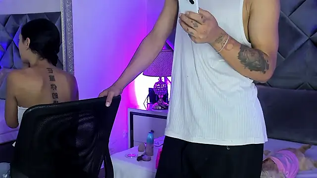 Snapshot of Buda_and_Cataleya_ chatting on March 2026 01:39:01 PM Buda and Cataleya online show from March 2026 01:39:01 PM