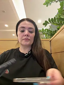 Sophie Eaton online show from November 2025 07:35:02 PM