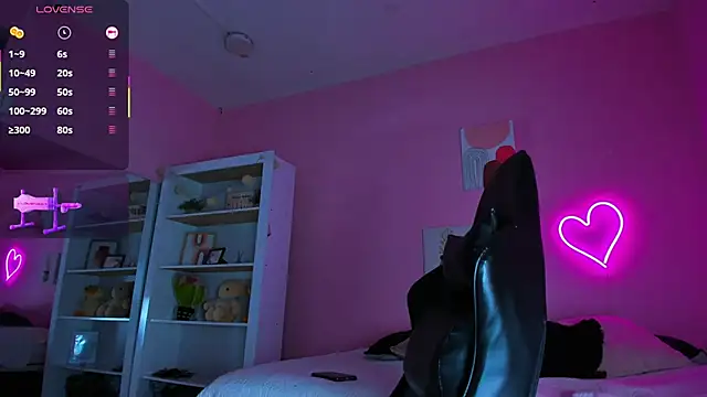 Ian Castillo  online show from March 2025 11:19:01 AM