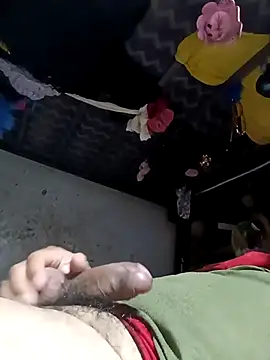 Snapshot of rayhot69 chatting on February 2025 11:37:02 PM rayhot69 online show from February 2025 11:37:02 PM