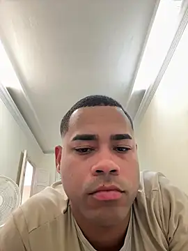 darlinb865 online show from July 2026 01:39:02 PM