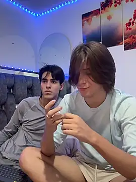 Alex and Fabian online show from February 2026 04:27:01 AM