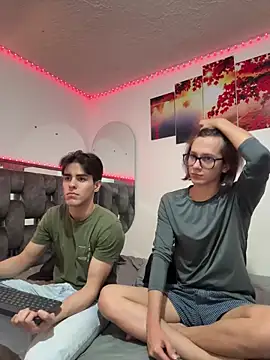 Alex and Fabian online show from March 2026 04:58:01 AM