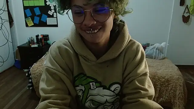 fenixmfx19 online show from January 2025 04:25:01 AM