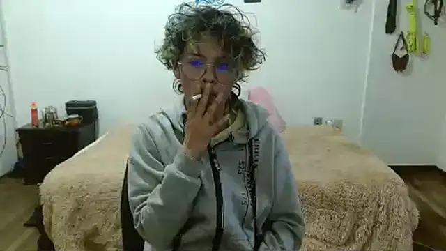 fenixmfx19 online show from February 2025 10:14:01 PM