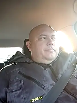 BigromeoXX online show from November 2025 07:09:02 AM