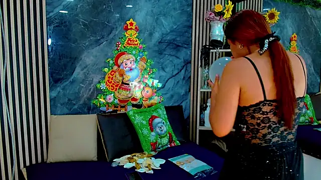 Snapshot of Isalombardi chatting on December 2025 03:46:02 AM Isalombardi online show from December 2025 03:46:02 AM