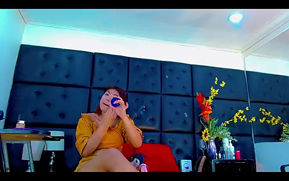 Snapshot of Isalombardi chatting on February 2026 02:31:01 AM Isalombardi online show from February 2026 02:31:01 AM