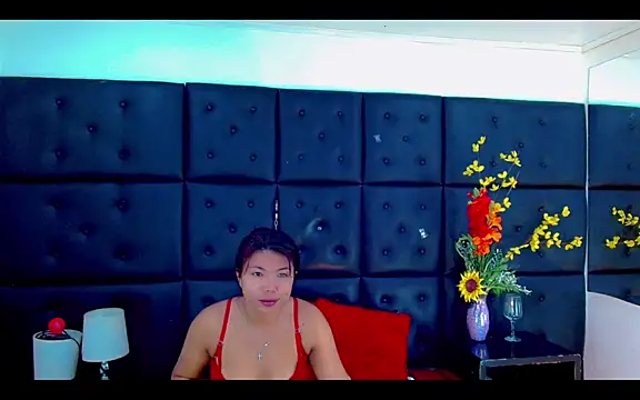 Snapshot of Isalombardi chatting on February 2026 02:32:01 AM Isalombardi online show from February 2026 02:32:01 AM