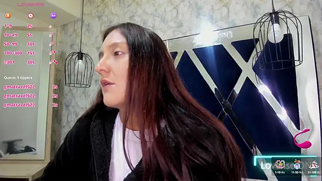  alaia collway  online show from January 2025 12:06:02 PM